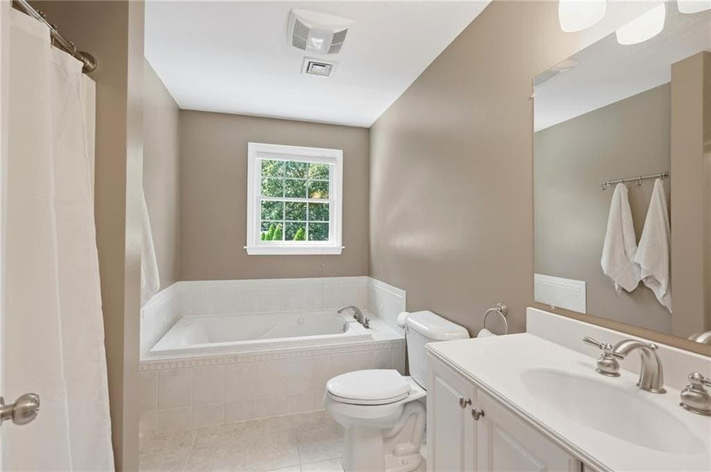 Single Family Residence at 2 Nutmeg Circle, Coventry, photo 29 of 46