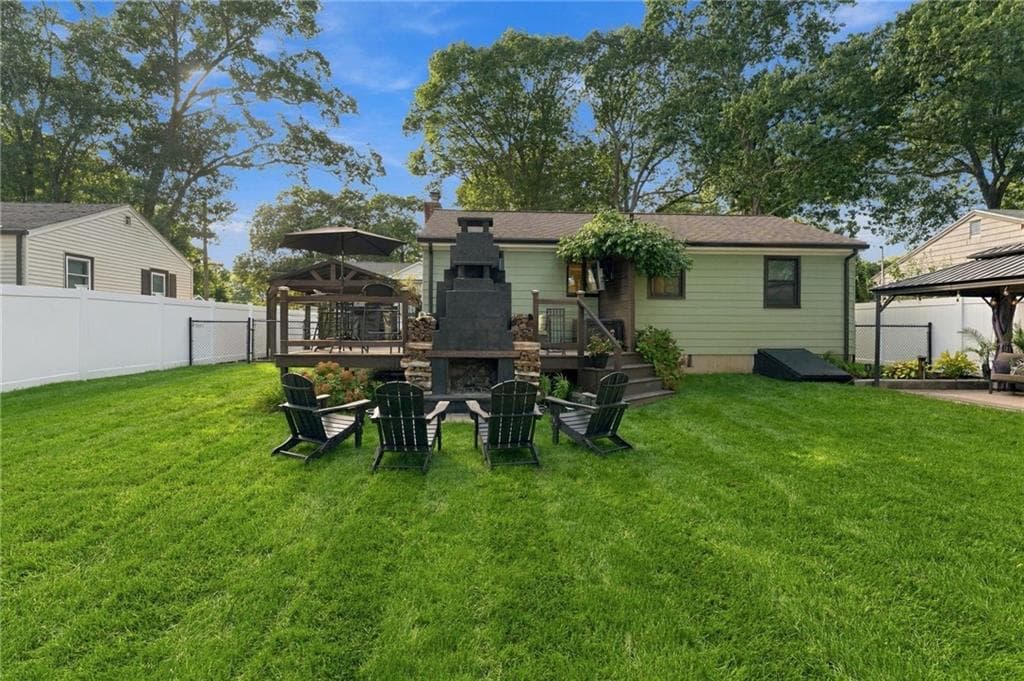 Single Family Residence at 58 Haswill Street, Warwick, photo 40 of 50