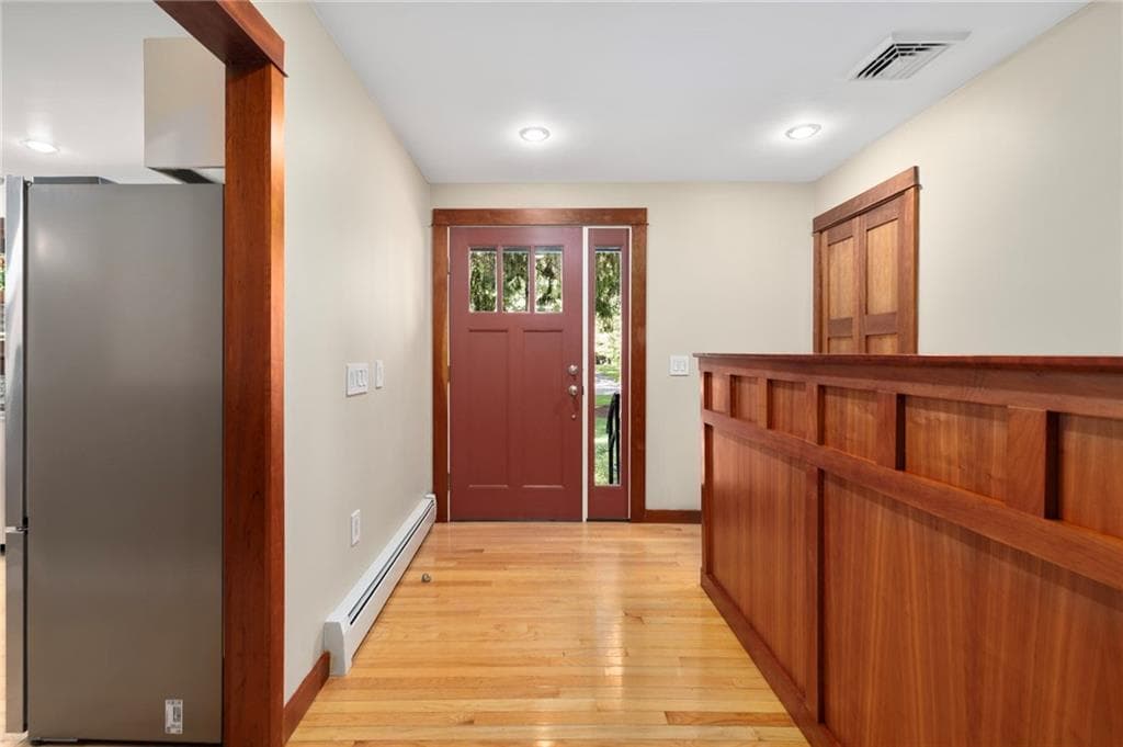 Single Family Residence at 200 River Farm Drive, East Greenwich, photo 18 of 49