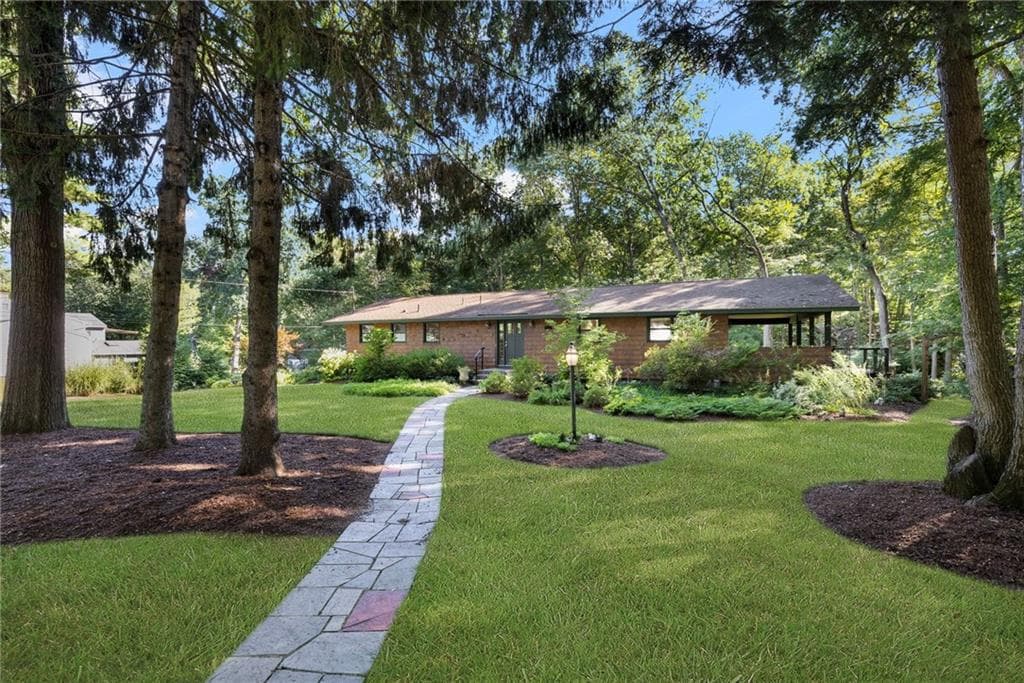 Single Family Residence at 200 River Farm Drive, East Greenwich, photo 40 of 49