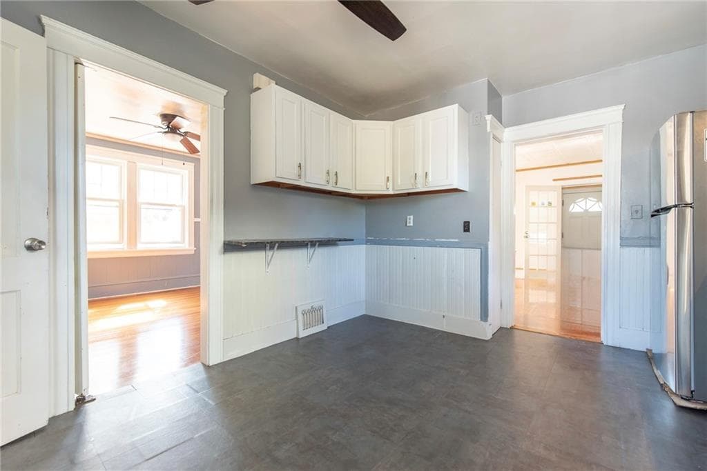 Single Family Residence at 146 Garden Street, Cranston, photo 13 of 37