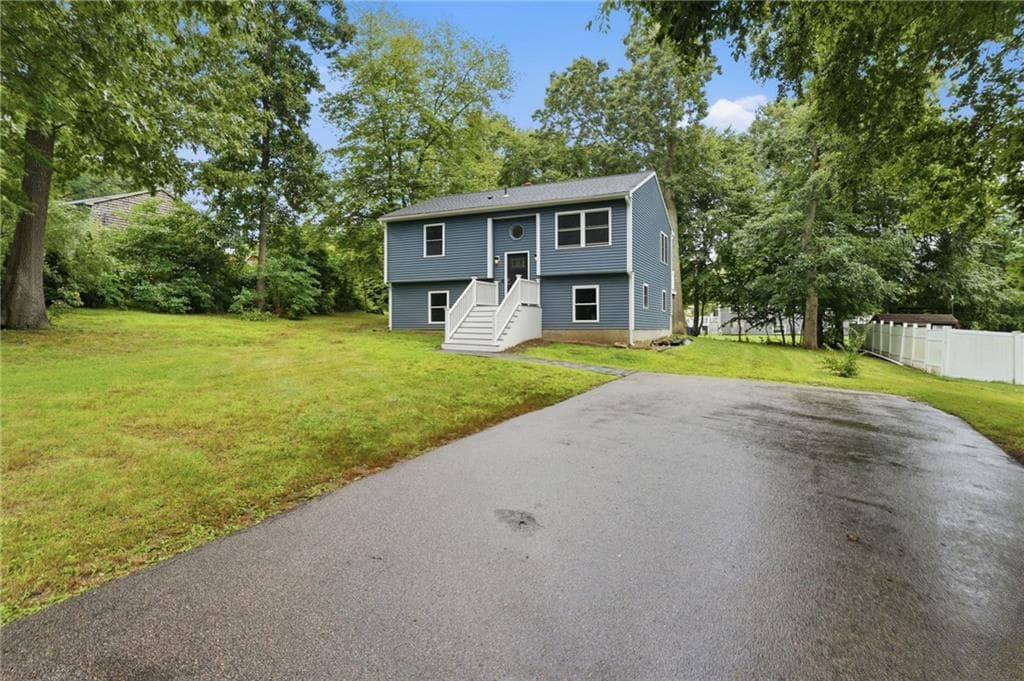 Single Family Residence at 215 Canal Street, Westerly, photo 4 of 36