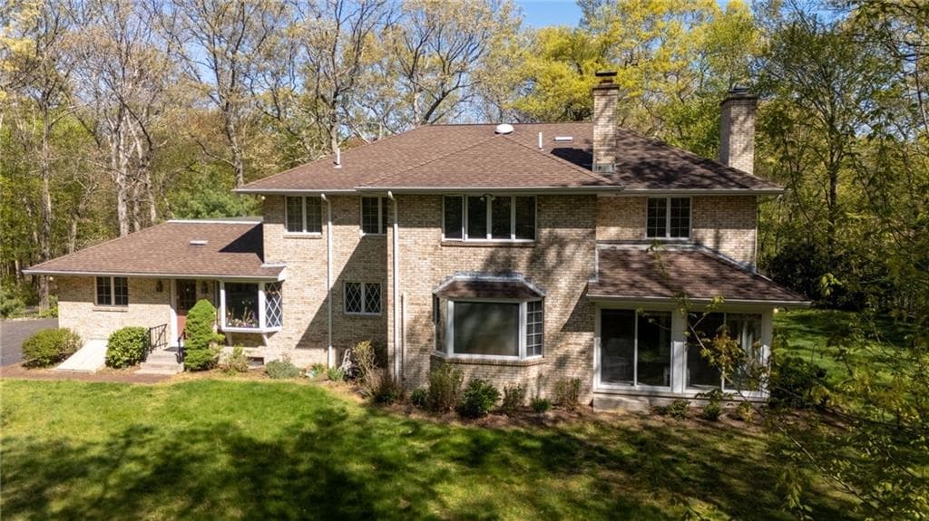 Single Family Residence at 191 Fairway Drive, Seekonk, photo 29 of 33