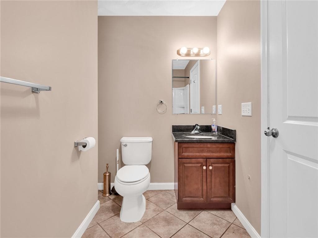 Single Family Residence at 35 Doe Crossing Drive, Burrillville, photo 13 of 31