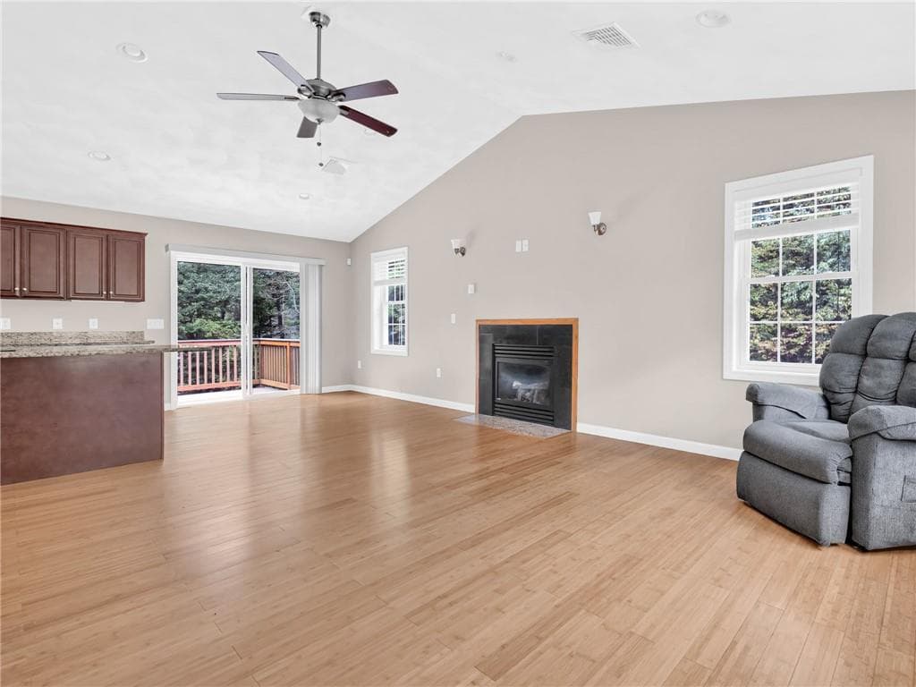 Single Family Residence at 35 Doe Crossing Drive, Burrillville, photo 7 of 31