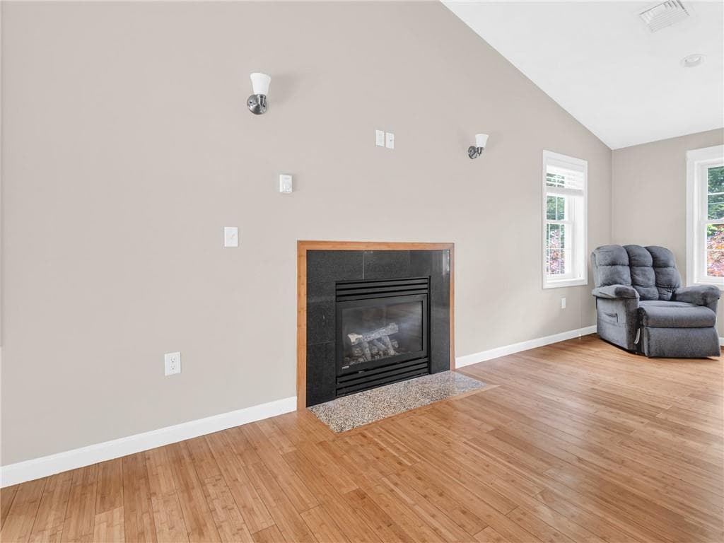 Single Family Residence at 35 Doe Crossing Drive, Burrillville, photo 10 of 31