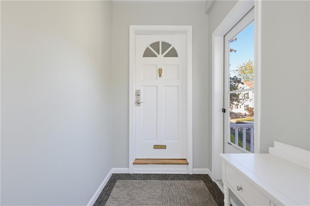 Single Family Residence at 40 Zella Street, Providence, photo 3 of 48
