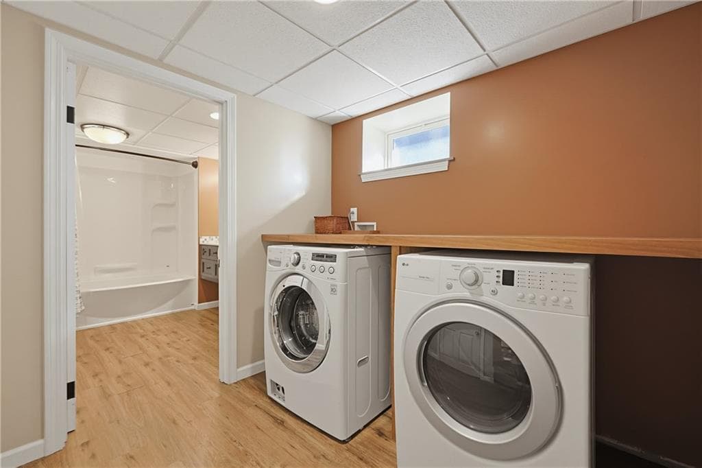 Single Family Residence at 40 Zella Street, Providence, photo 32 of 48