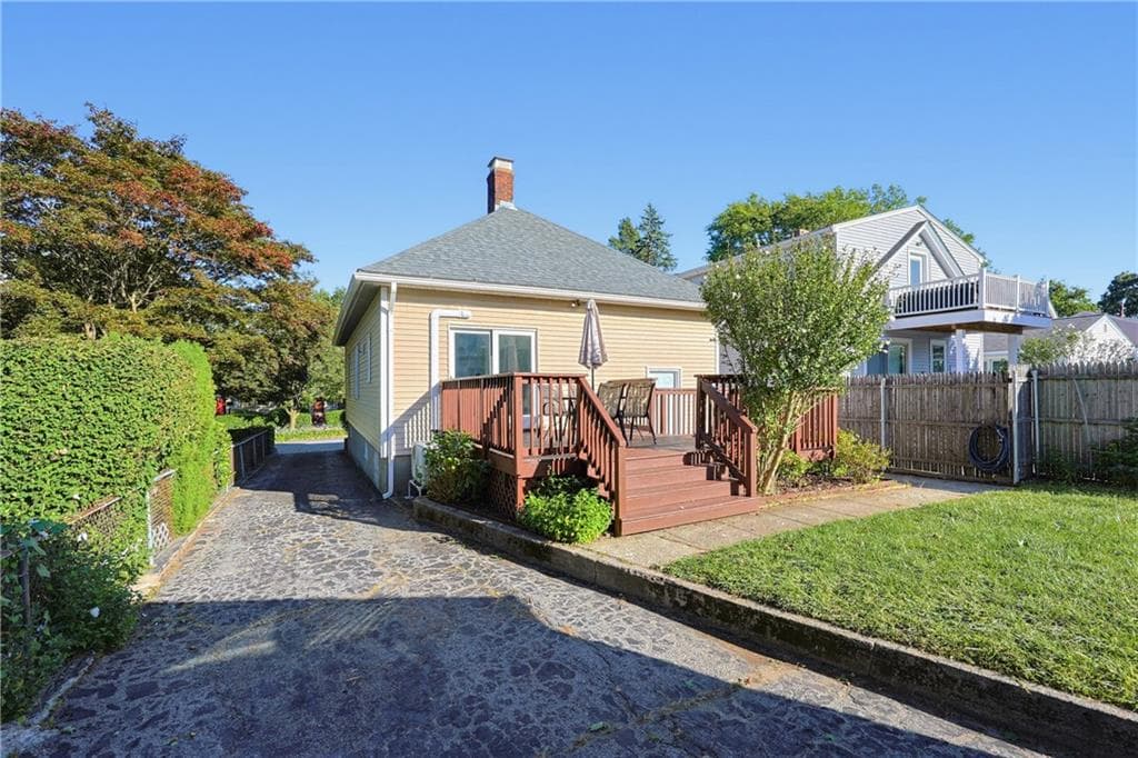 Single Family Residence at 40 Zella Street, Providence, photo 45 of 48