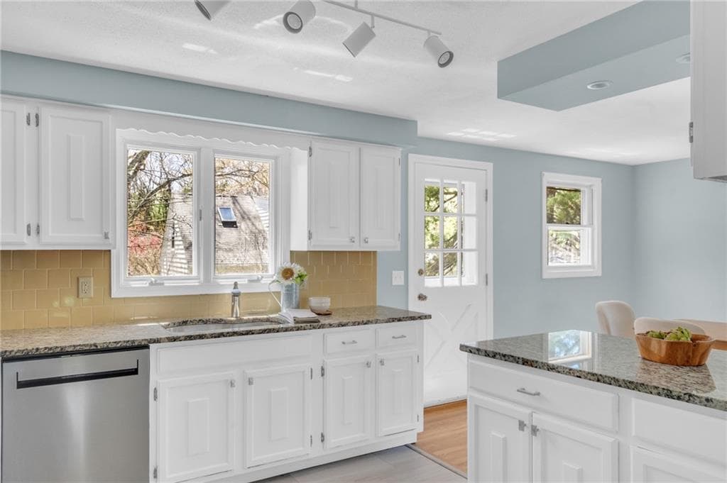 Single Family Residence at 6 Acre Avenue, Barrington, photo 16 of 46