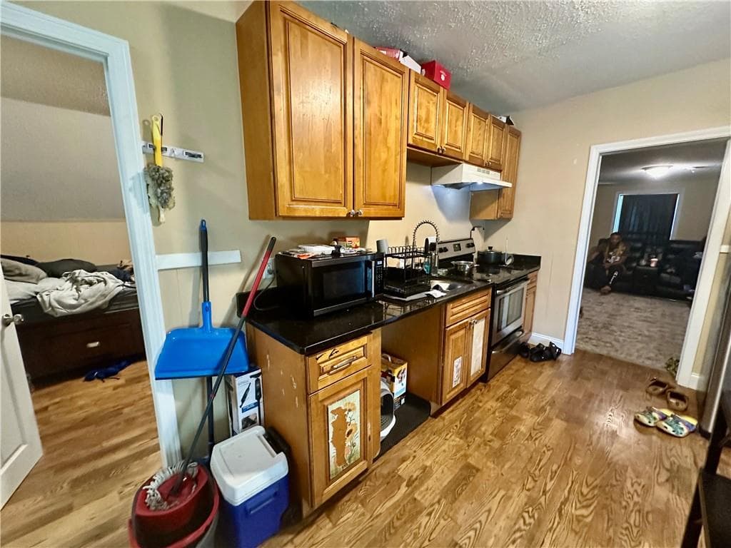 Multi Family at 201 High Street, Woonsocket, photo 12 of 22