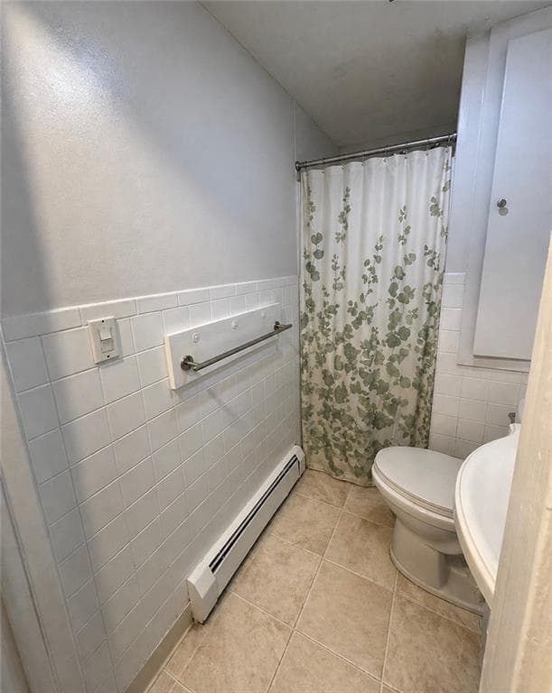 Multi Family at 201 High Street, Woonsocket, photo 4 of 22