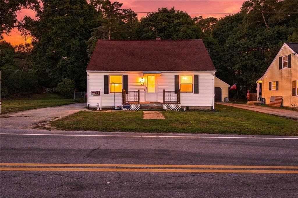 Single Family Residence at 259 Read Avenue, Coventry, photo 2 of 13