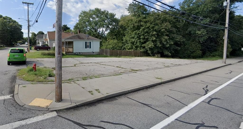 Unimproved Land at 0 Diamond Hill Road, Woonsocket, photo 2 of 3