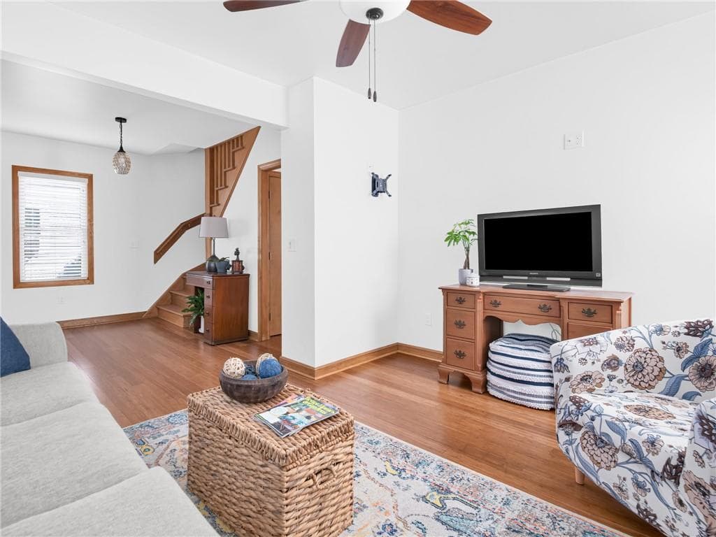 Single Family Residence at 17 Catalpa Avenue, East Providence, photo 7 of 34