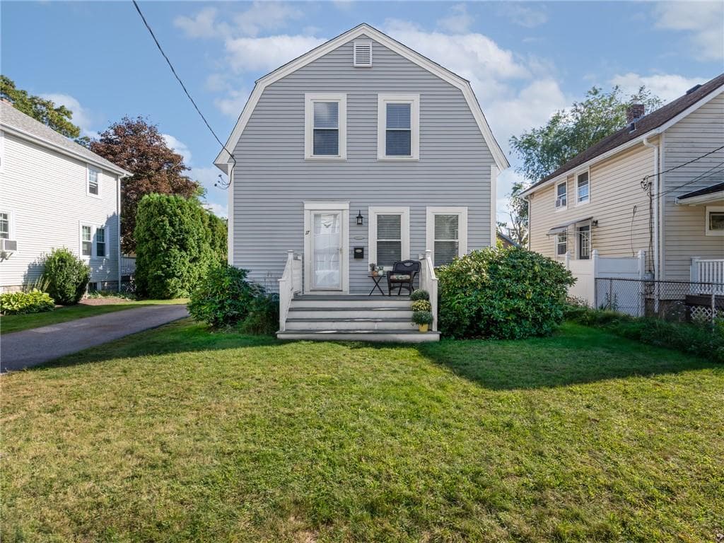 17 Catalpa Avenue