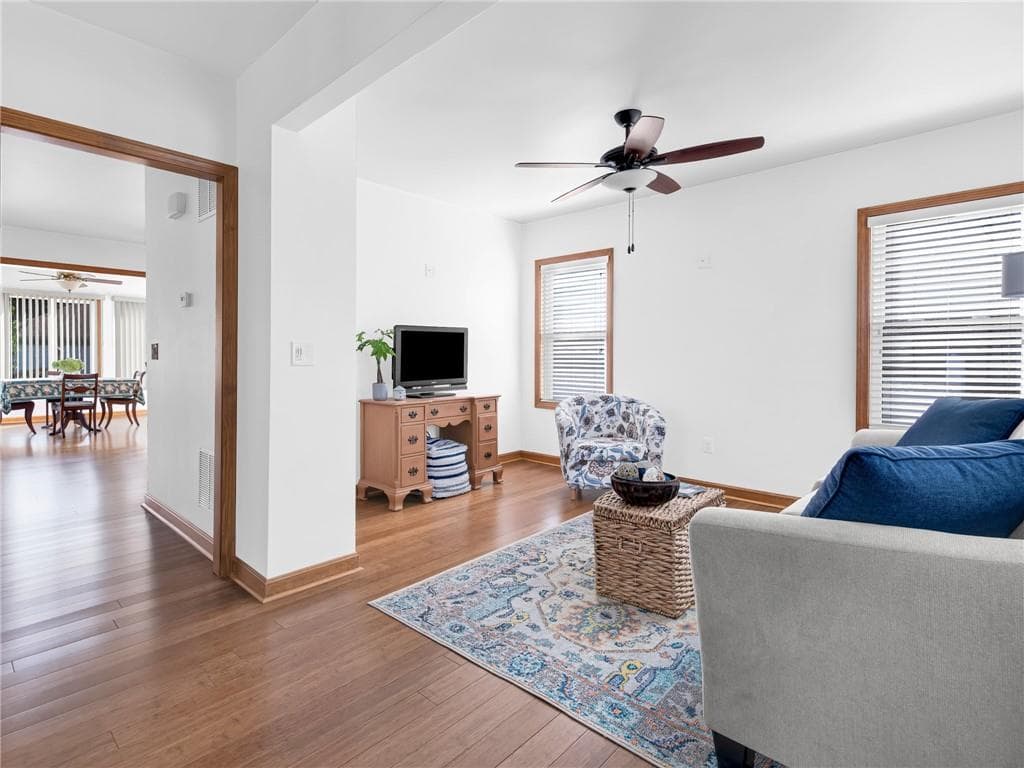 Single Family Residence at 17 Catalpa Avenue, East Providence, photo 8 of 34