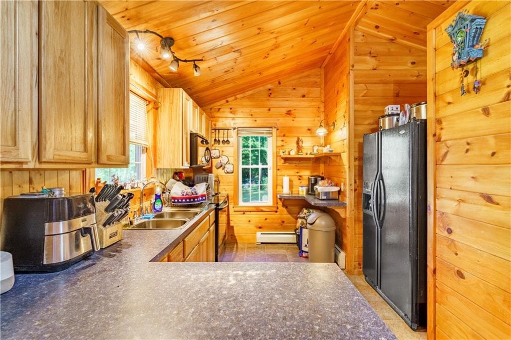 Single Family Residence at 197 Lewis Farm Road, Coventry, photo 19 of 37