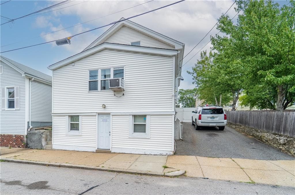 Single Family Residence at 127 Boutwell Street, Pawtucket, photo 26 of 28