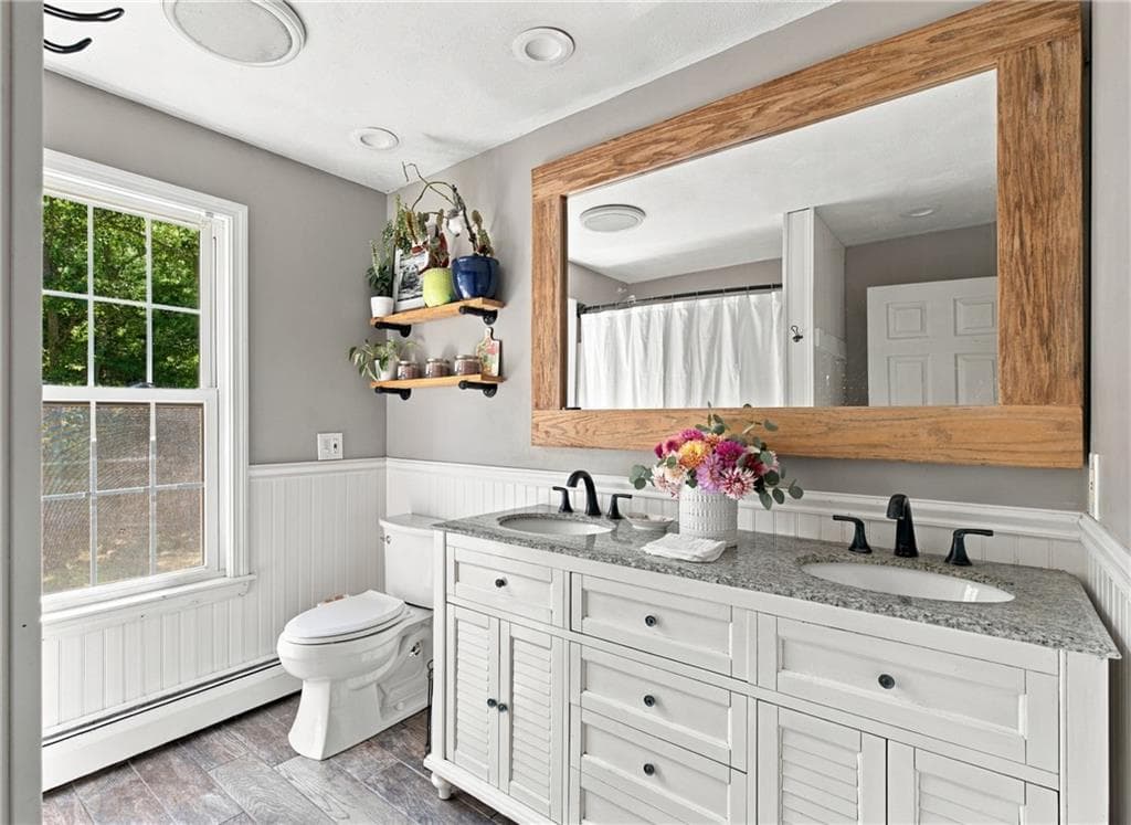 Single Family Residence at 253 Old Coach Road, Charlestown, photo 16 of 27