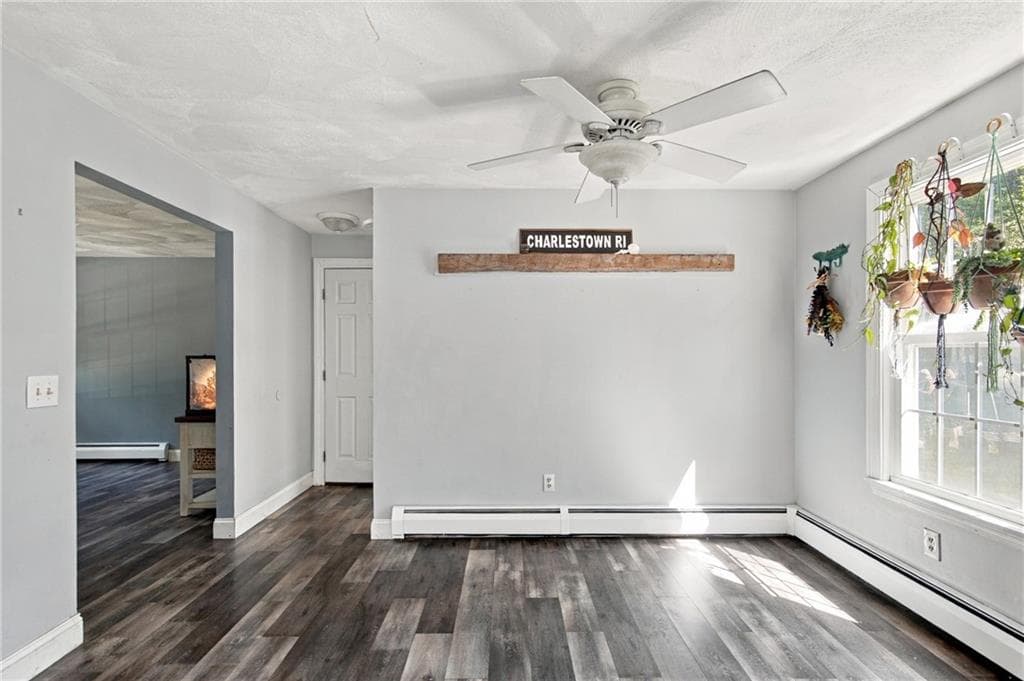Single Family Residence at 253 Old Coach Road, Charlestown, photo 10 of 27