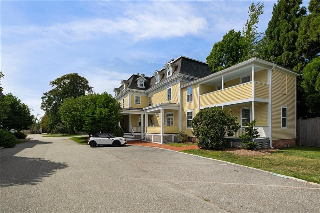 Condominium at 364 Bellevue Avenue UNIT D103E, Newport, photo 32 of 32
