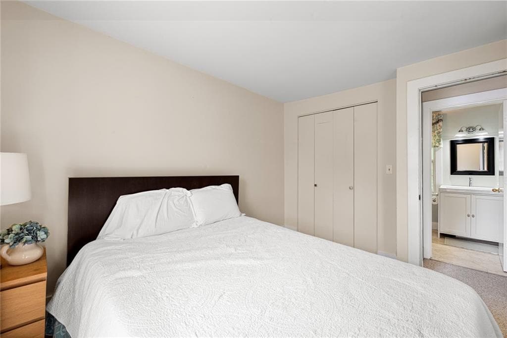 Condominium at 364 Bellevue Avenue UNIT D103E, Newport, photo 18 of 32