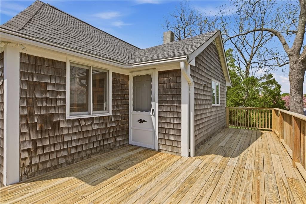 Multi Family at 2801 2803 East Main Road, Portsmouth, photo 38 of 46