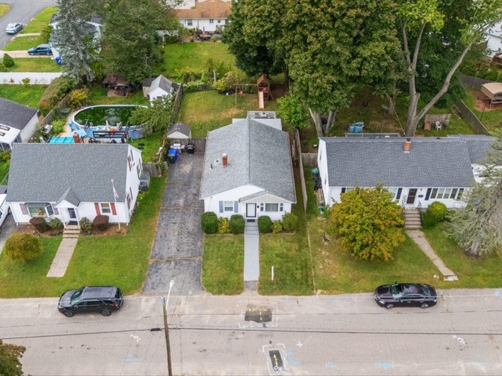 Single Family Residence at 15 Simpson Street, North Providence, photo 24 of 27