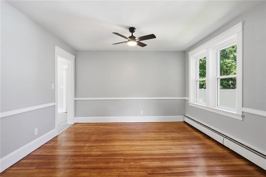 Single Family Residence at 41 Custer Street, Warwick, photo 12 of 24