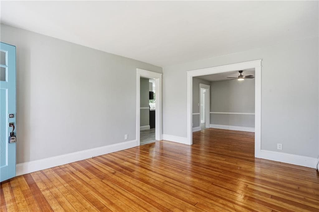 Single Family Residence at 41 Custer Street, Warwick, photo 9 of 24