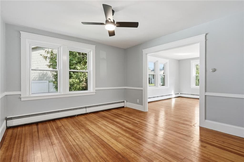 Single Family Residence at 41 Custer Street, Warwick, photo 10 of 24