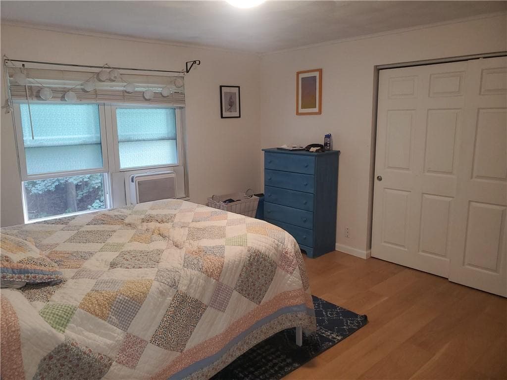 Single Family Residence at 85 Shattock Avenue, Warwick, photo 27 of 32