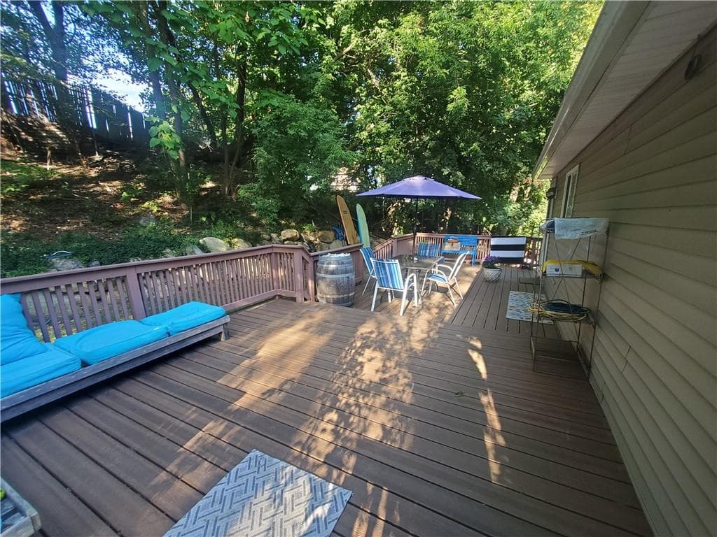 Single Family Residence at 85 Shattock Avenue, Warwick, photo 10 of 32