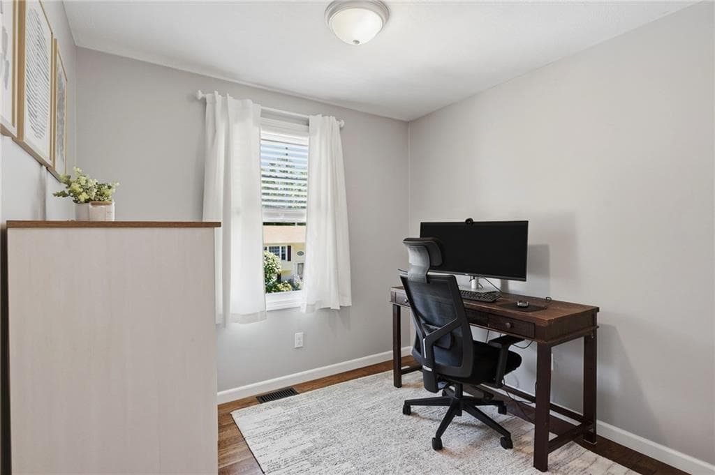 Single Family Residence at 21 Lawnacre Drive, North Providence, photo 24 of 47