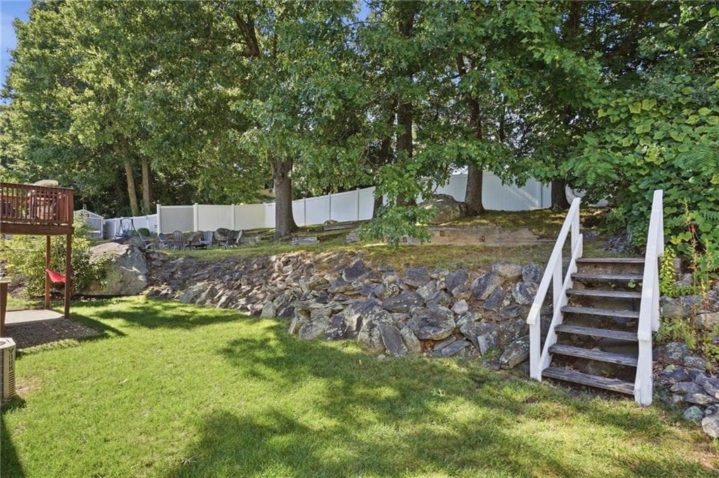 Single Family Residence at 21 Lawnacre Drive, North Providence, photo 41 of 47