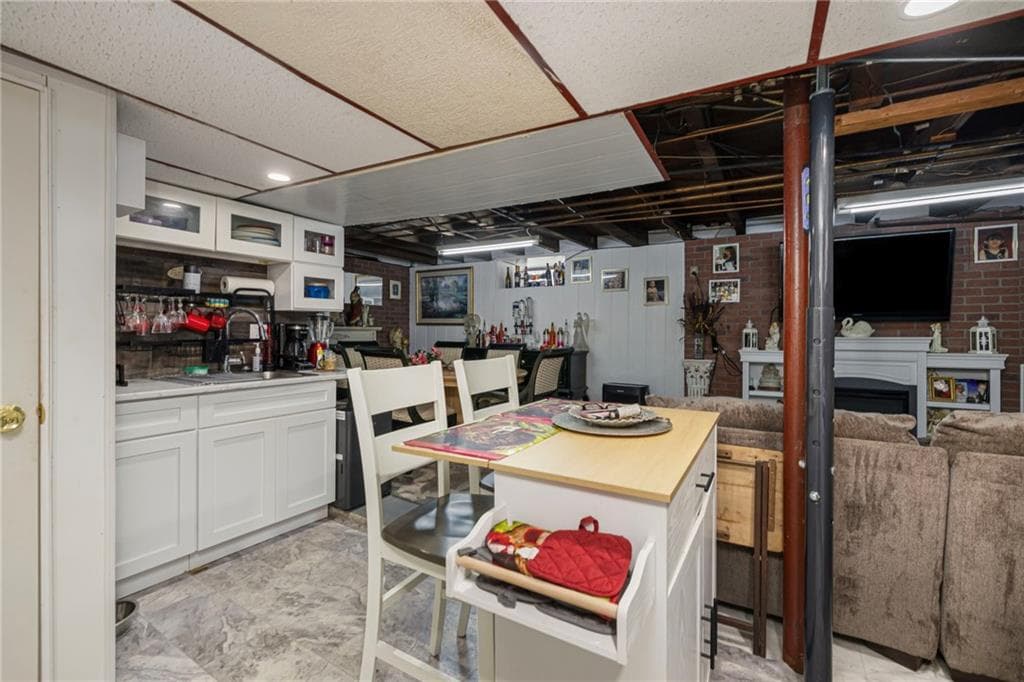 Multi Family at 14 16 Border Street, West Warwick, photo 39 of 48