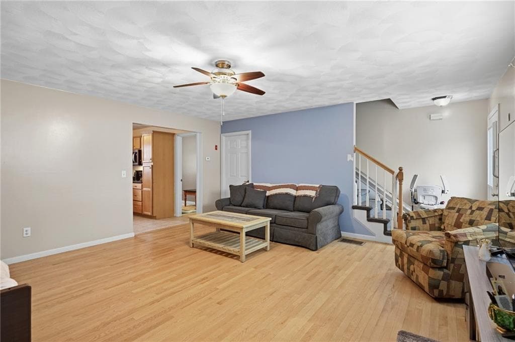 Condominium at 87 North Bend Street UNIT 3, Pawtucket, photo 11 of 27