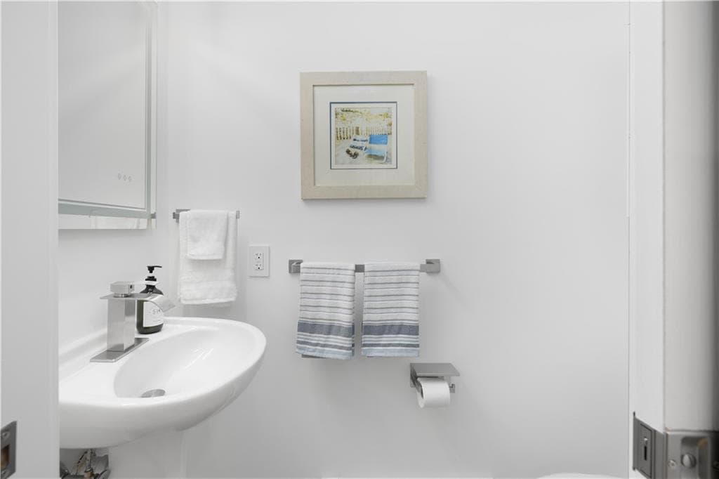 Condominium at 45 Cherry Lane UNIT B, South Kingstown, photo 19 of 37