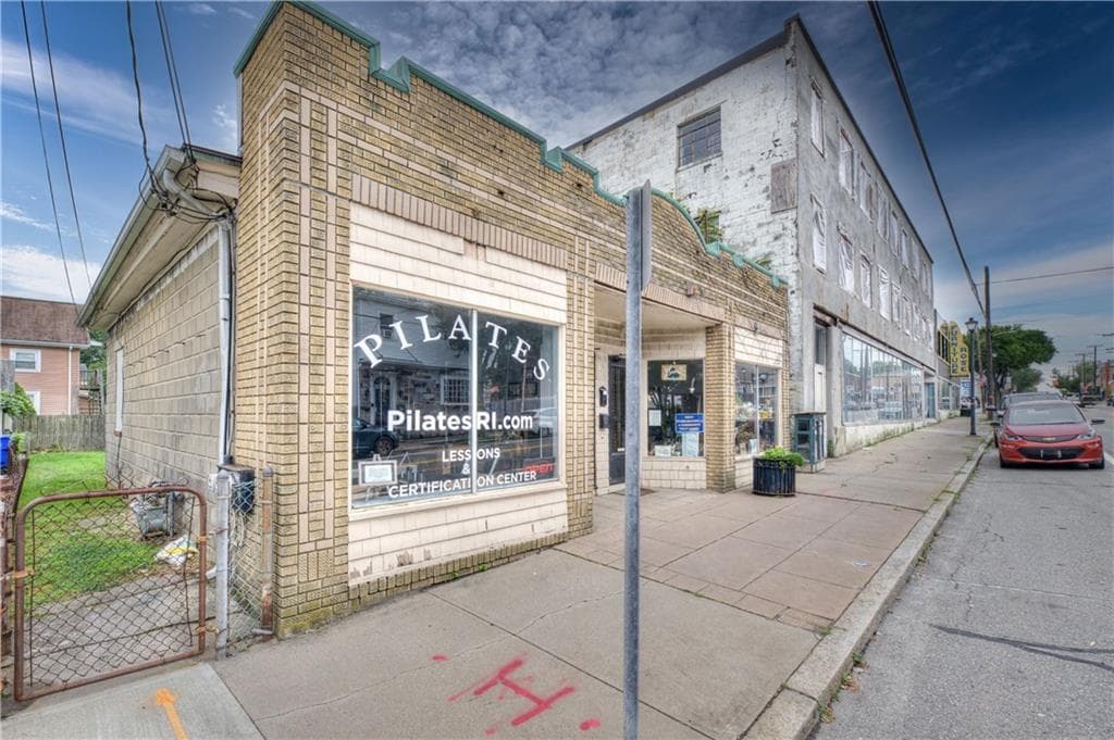 Commercial at 257 Warren Avenue, East Providence, photo 2 of 22
