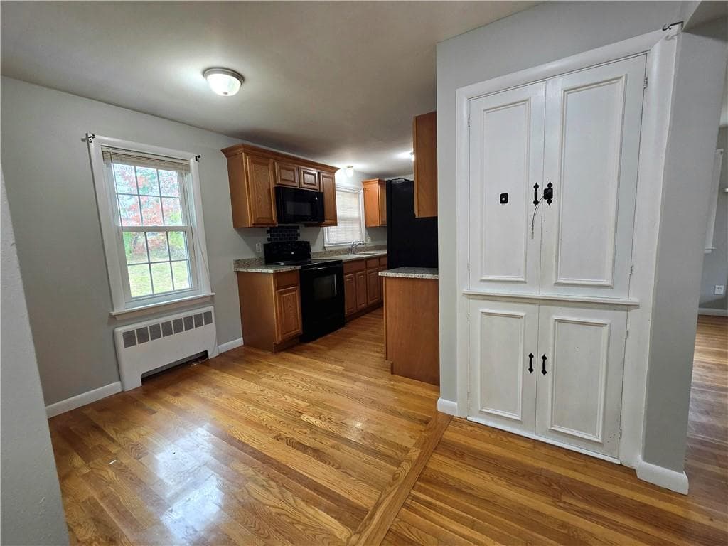 Single Family Residence at 23 Shortway Drive, West Warwick, photo 12 of 29