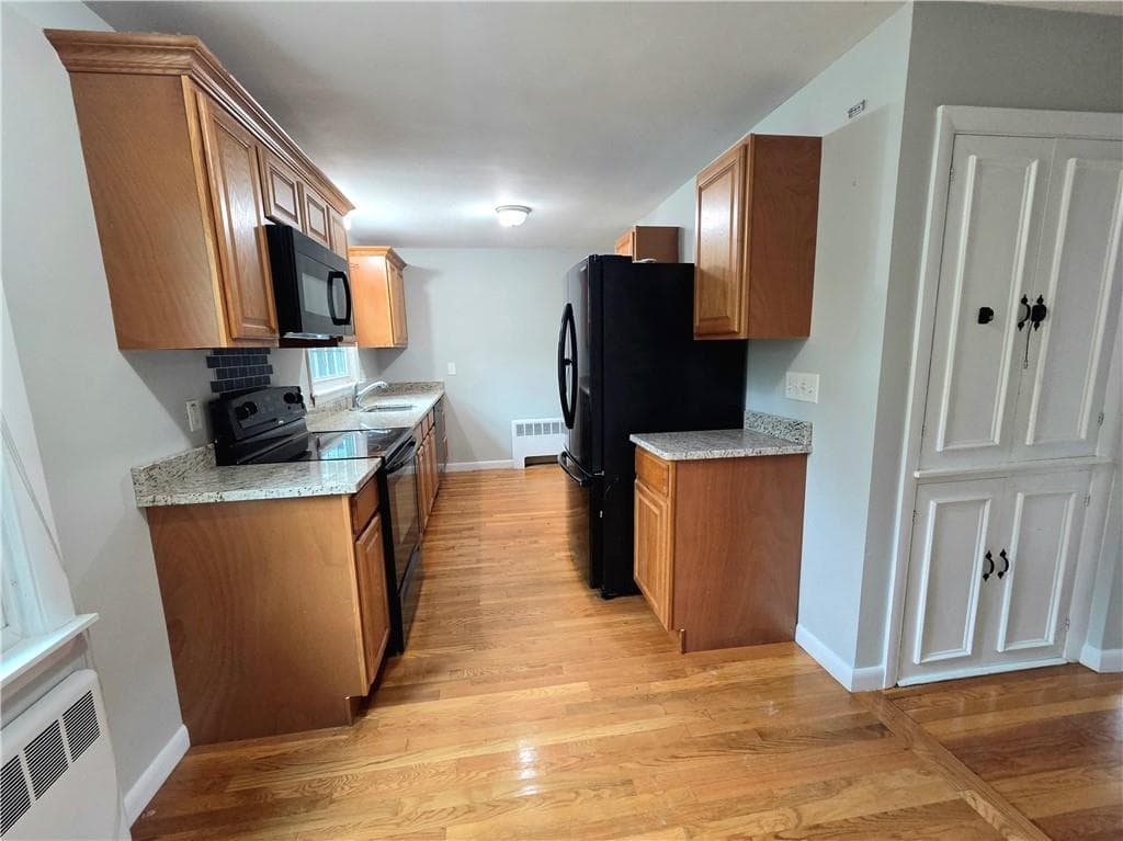 Single Family Residence at 23 Shortway Drive, West Warwick, photo 15 of 29