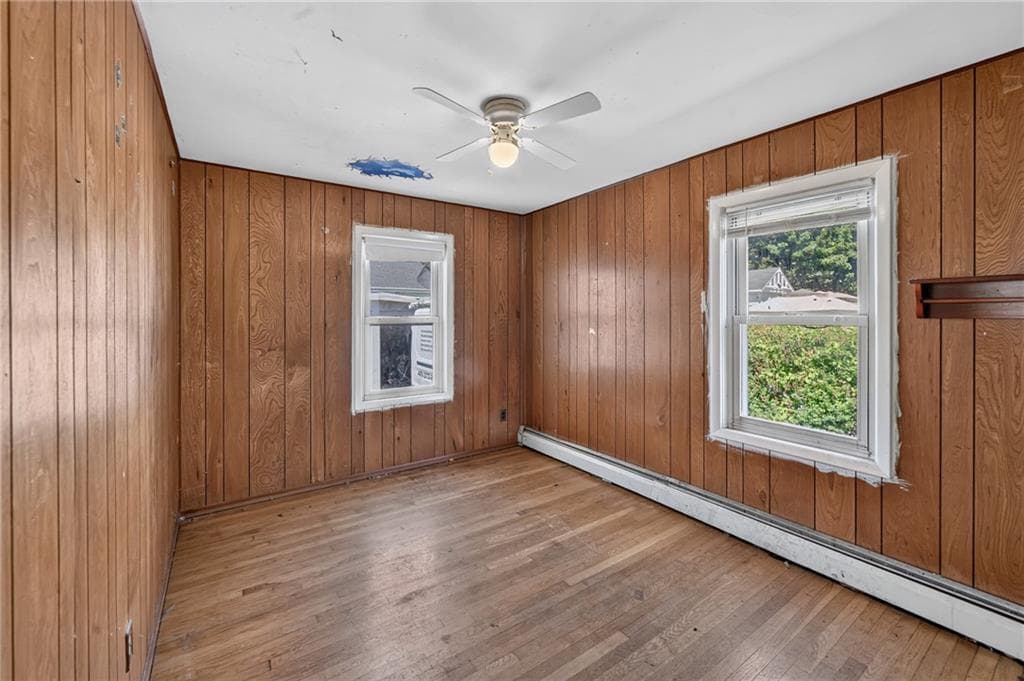 Single Family Residence at 27 Ferncrest Boulevard, North Providence, photo 8 of 15
