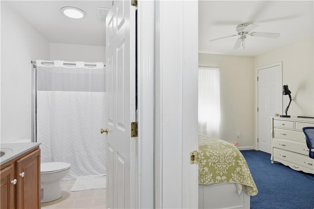 Single Family Residence at 2037 Crandall Road, Tiverton, photo 25 of 48