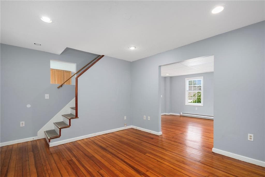 Multi Family at 15 Forrest Street, Warwick, photo 24 of 36