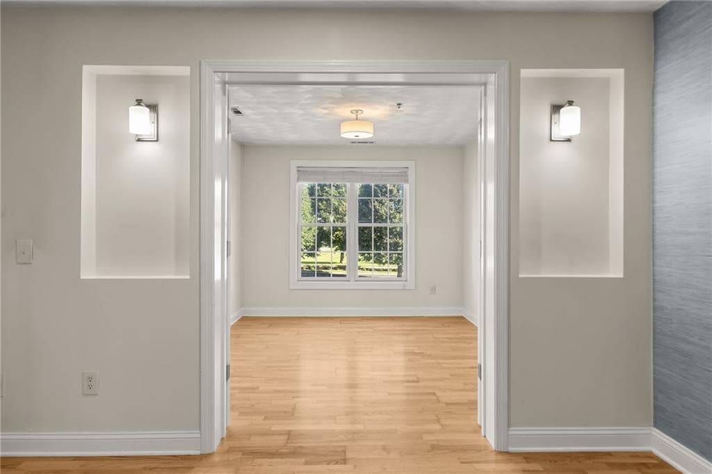 Condominium at 45 Saw Mill Drive UNIT 203, North Kingstown, photo 16 of 25
