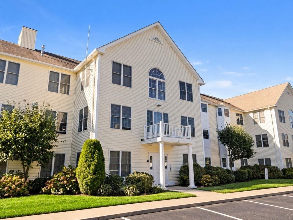 45 Saw Mill Drive UNIT 203