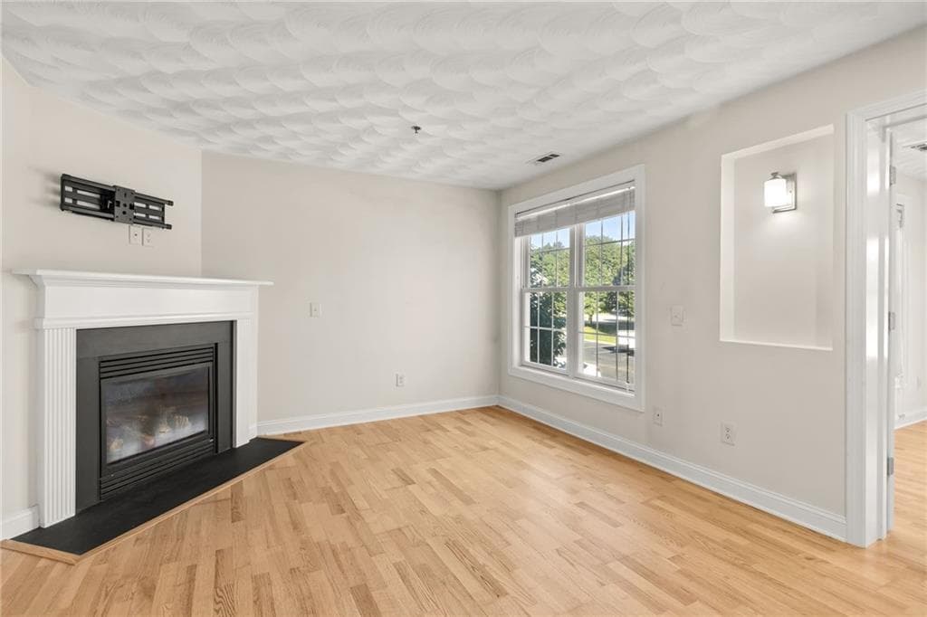 Condominium at 45 Saw Mill Drive UNIT 203, North Kingstown, photo 14 of 25