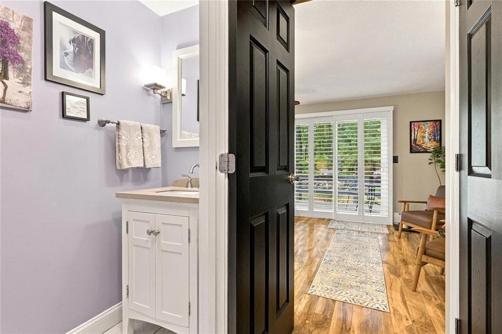 Condominium at 22 Pheasant Run UNIT A, Smithfield, photo 17 of 29
