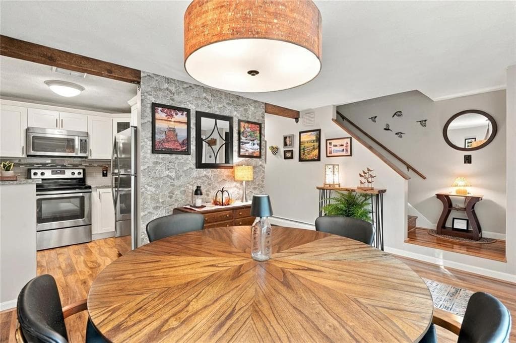Condominium at 22 Pheasant Run UNIT A, Smithfield, photo 7 of 29